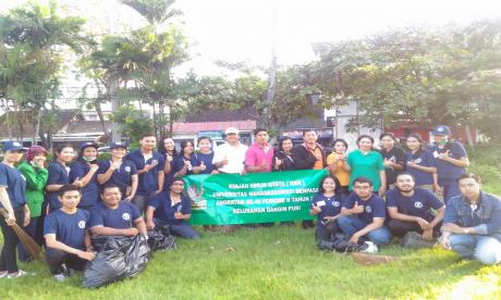 Kerja Bhakti Bapak Angkat Di Banjar Kayu Mas Kaja