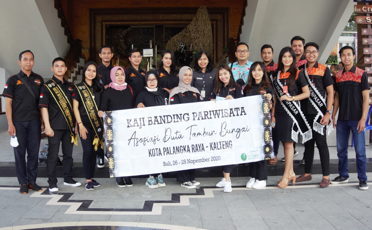 Kaji Banding Pariwisata Asosiasi Duta Tambun Bunga Kota Palangkaraya Kalimantan Tengah