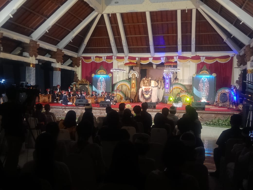 Kegiatan Loba mapang Barong