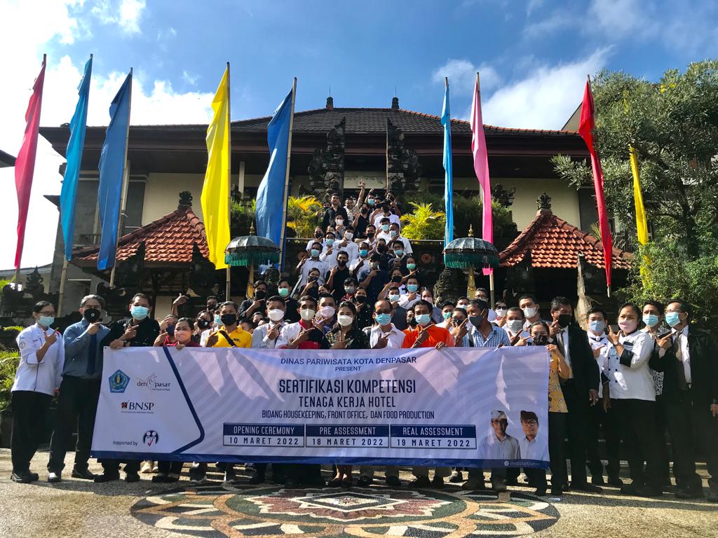 Sertifikasi Kompetensi Tenaga Kerja Hotel
