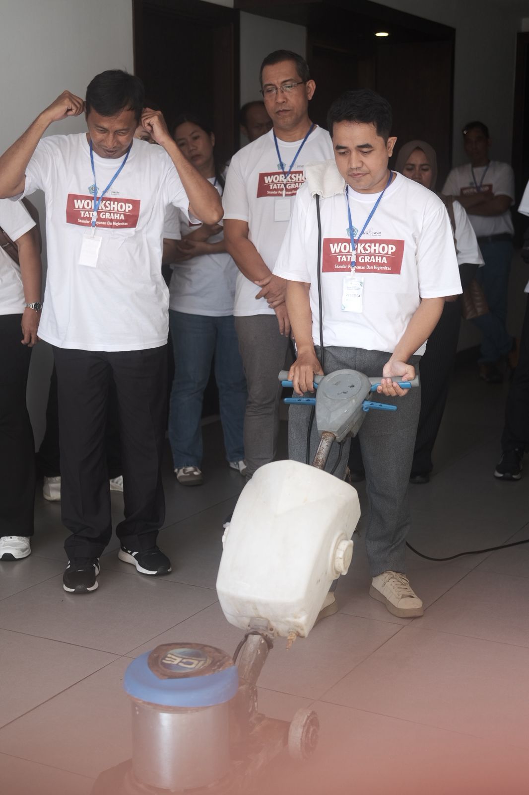 Gambar 2
